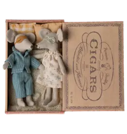 Maileg Mum & Dad Mice in Cigarbox