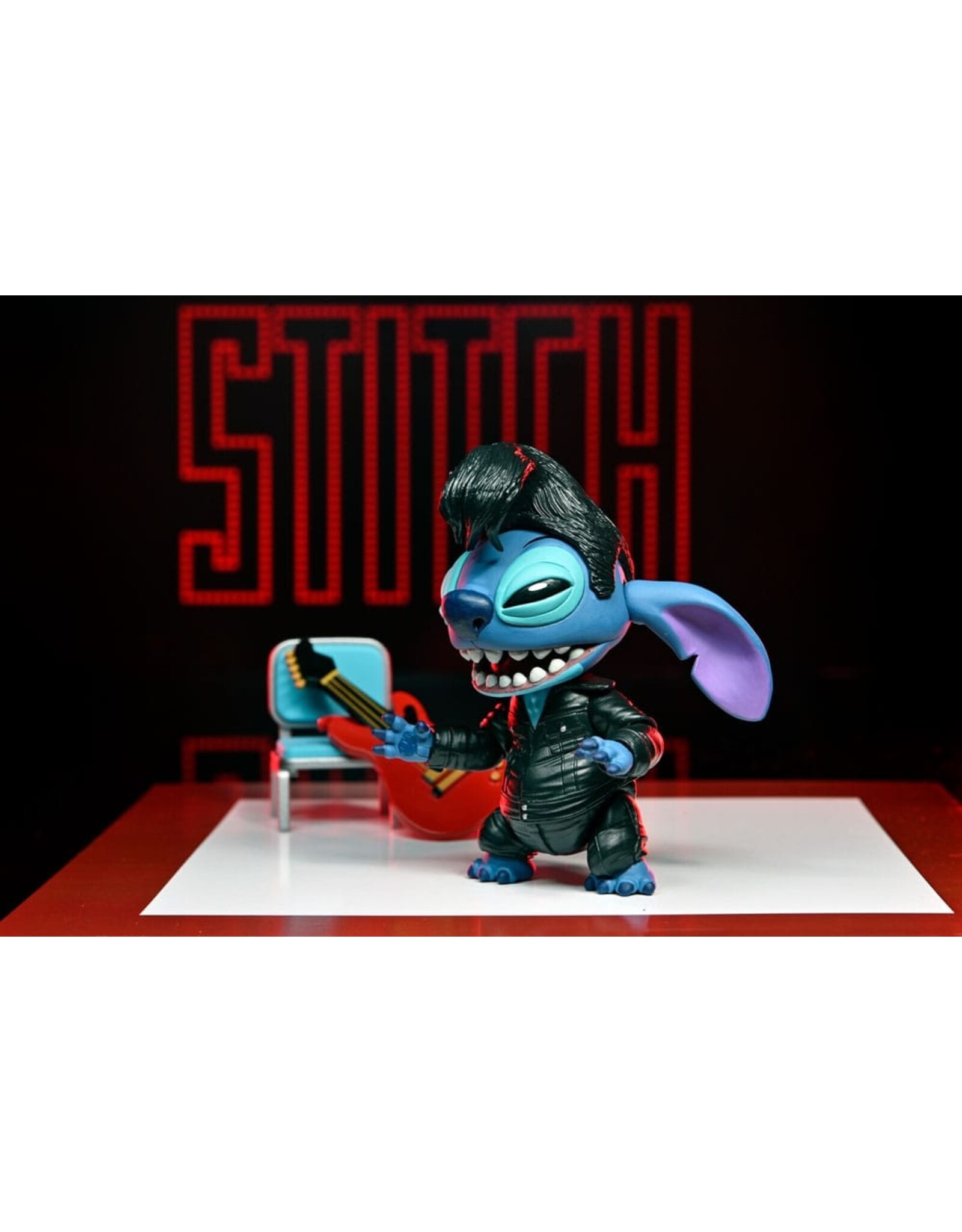 NECA Lilo & Stitch Action Figure Ultimate Singer Elvis Stitch