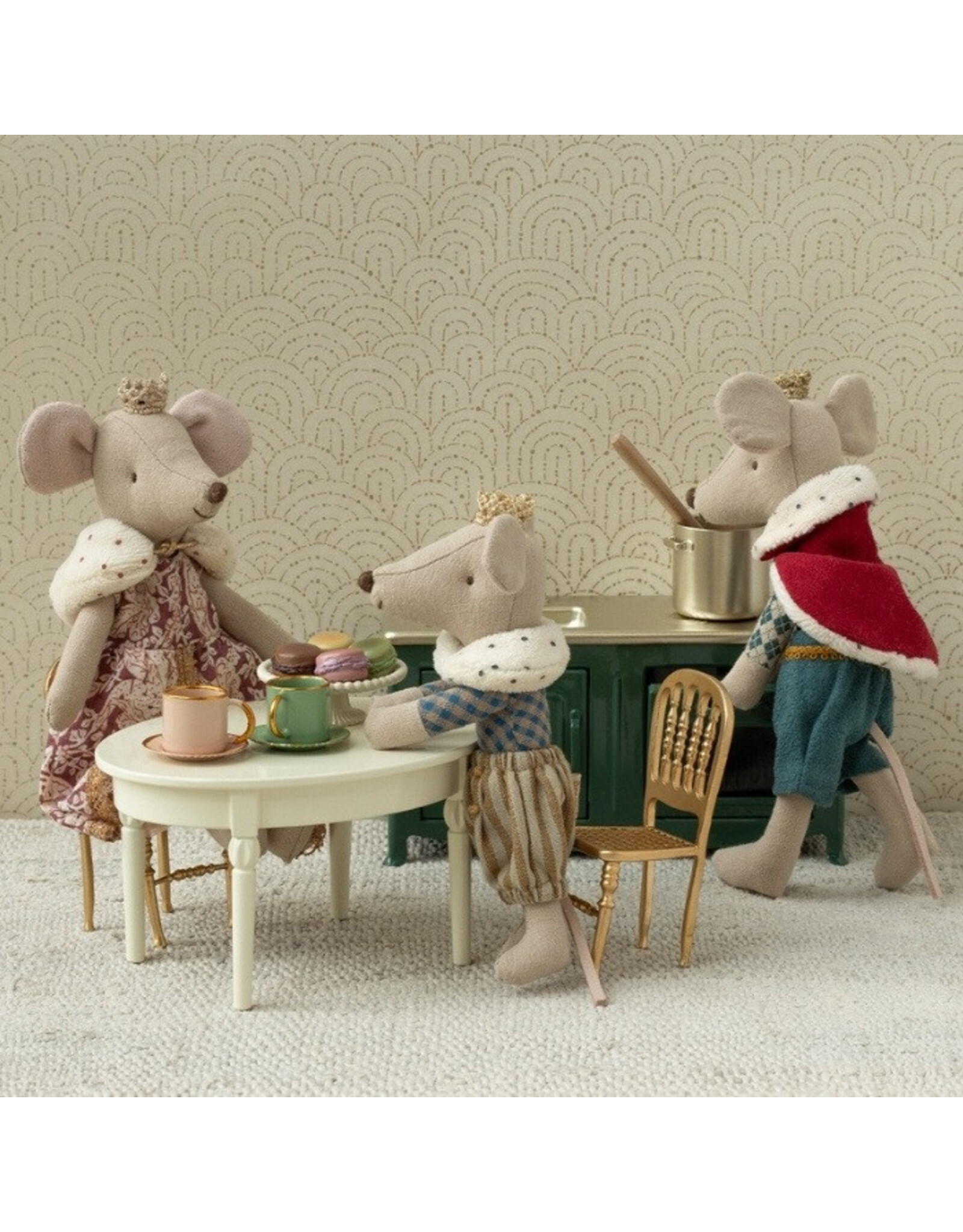 Maileg Vintage Dining Table Mouse - Off White