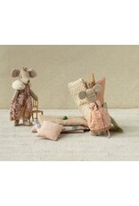 Maileg Big Sister Princess  Mouse & the Pea