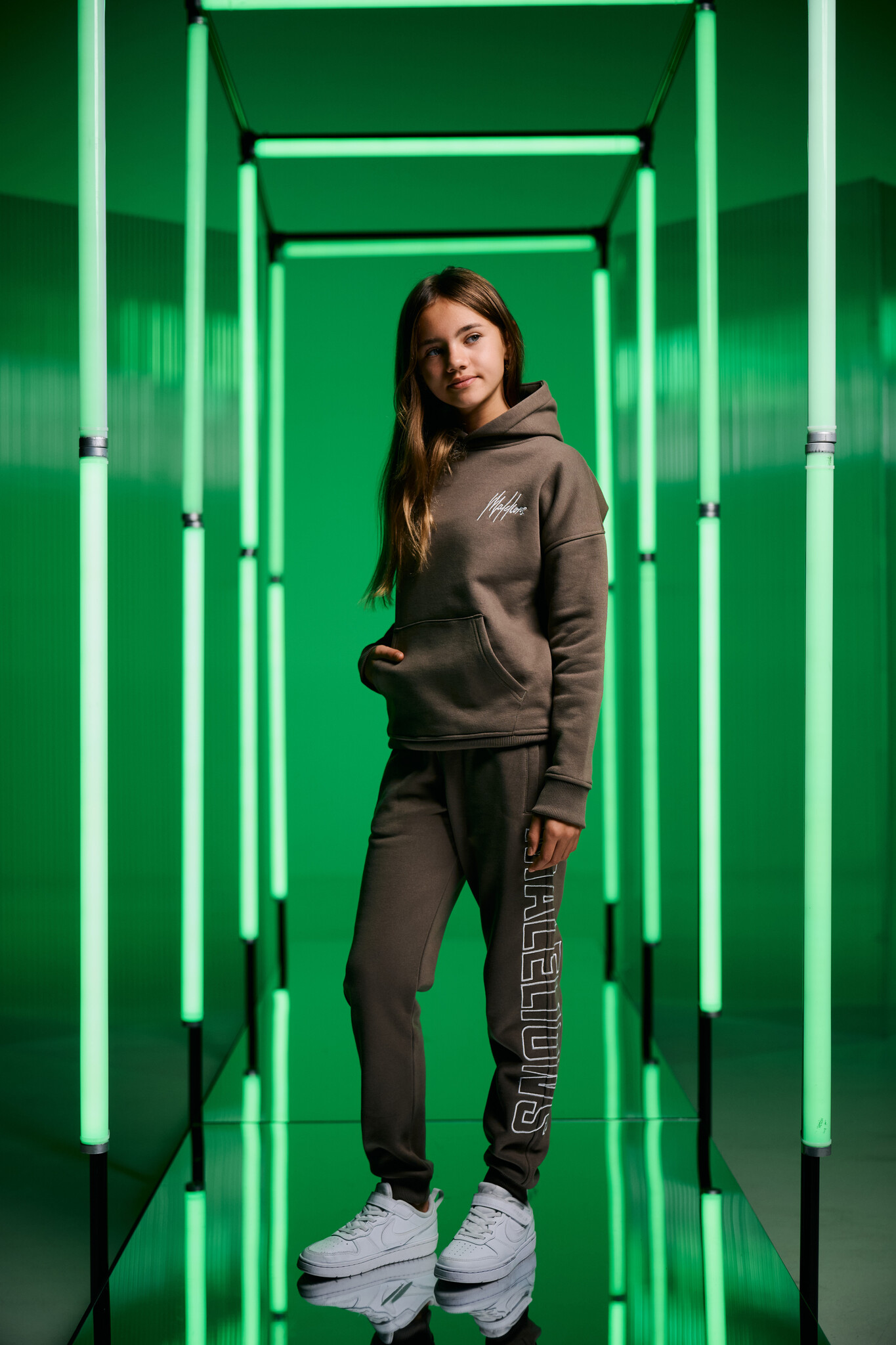 Malelions winter tracksuit meisjes - choco bruin - Tribe + GRATIS PET!