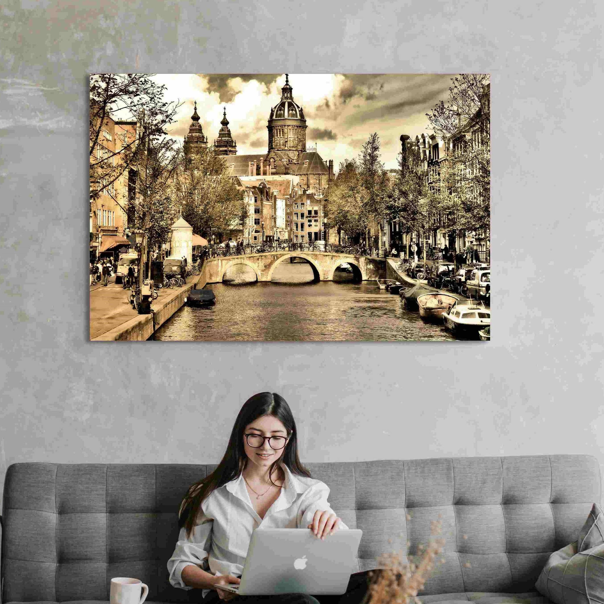 Grand rijk aansporing Plexiglas schilderij met stad | Joy in Living - Joy in Living