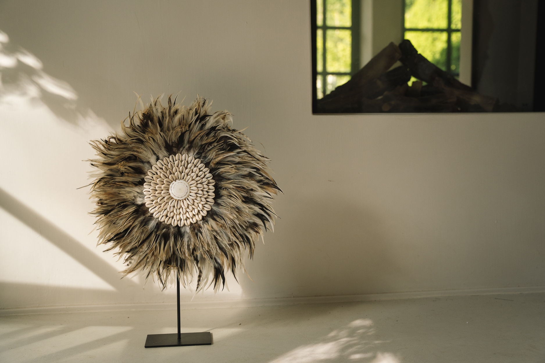 De Coastal Juju op Stand - Decoratie - Grijs Bruin
