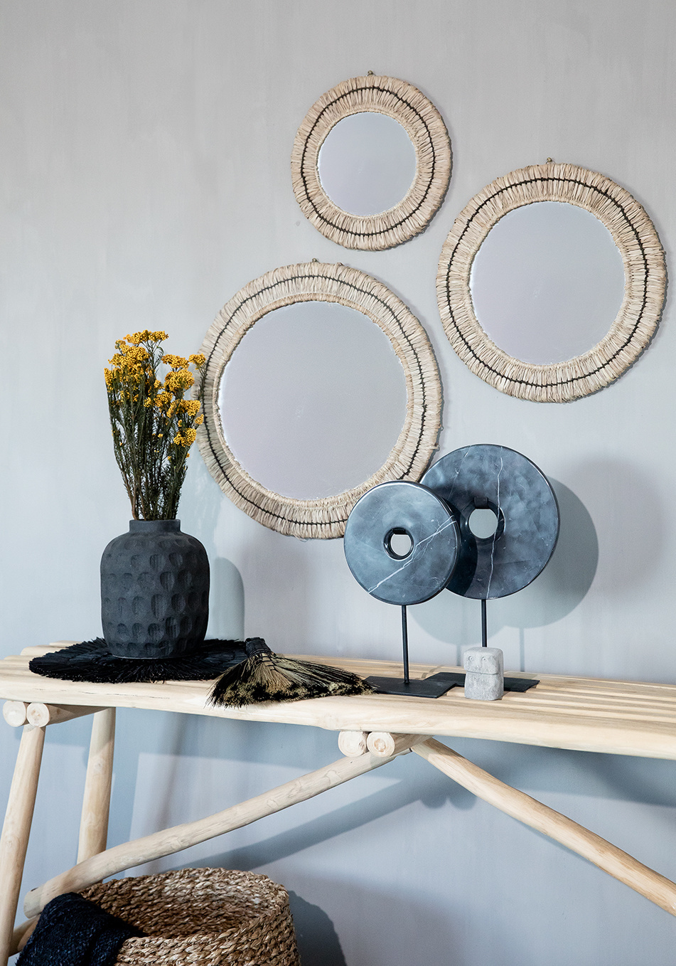 De Marmeren Disc op Stand - Zwart - M