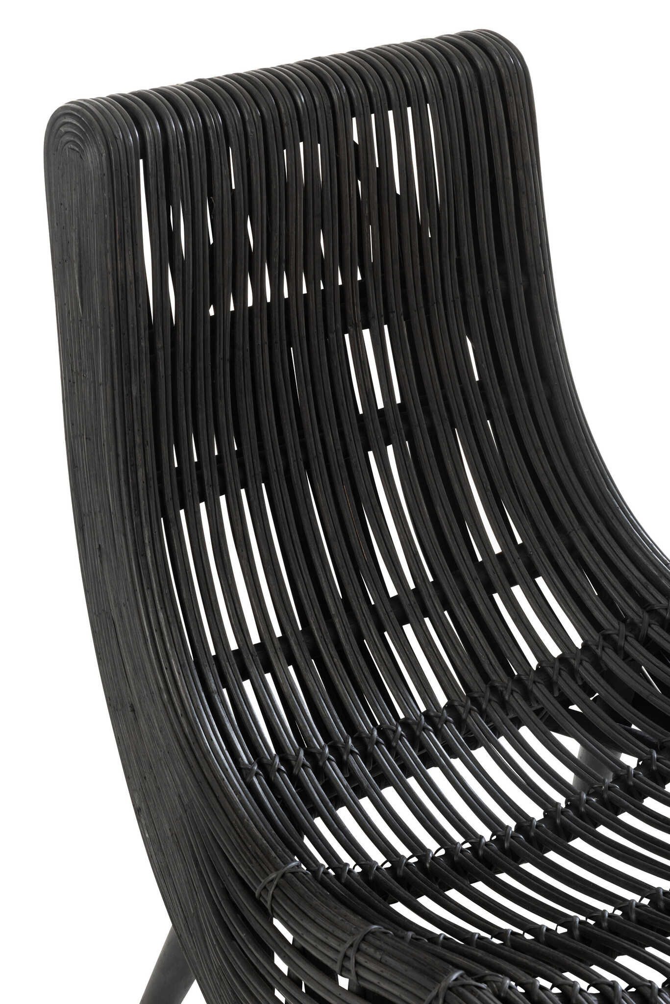 LYING CHAIR RATTAN BLACK