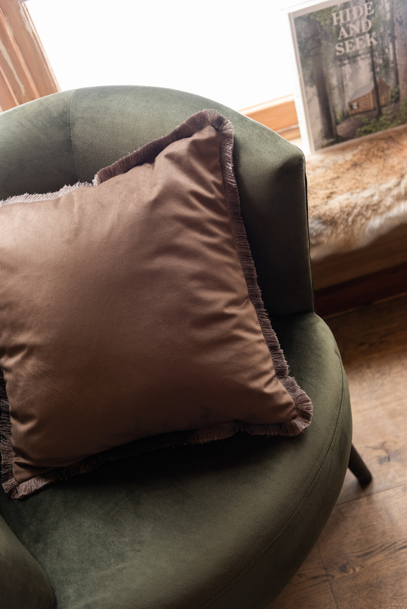CHAIR TUB TEXTILE/WOOD GREEN