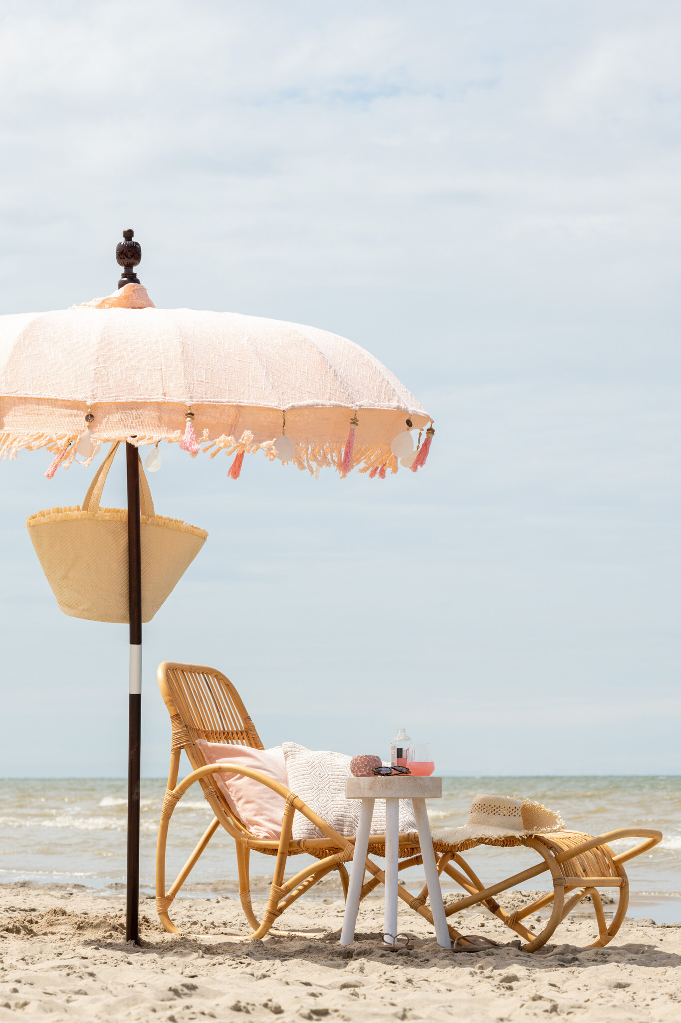 LOUNGE CHAIR ELS RATTAN NAT