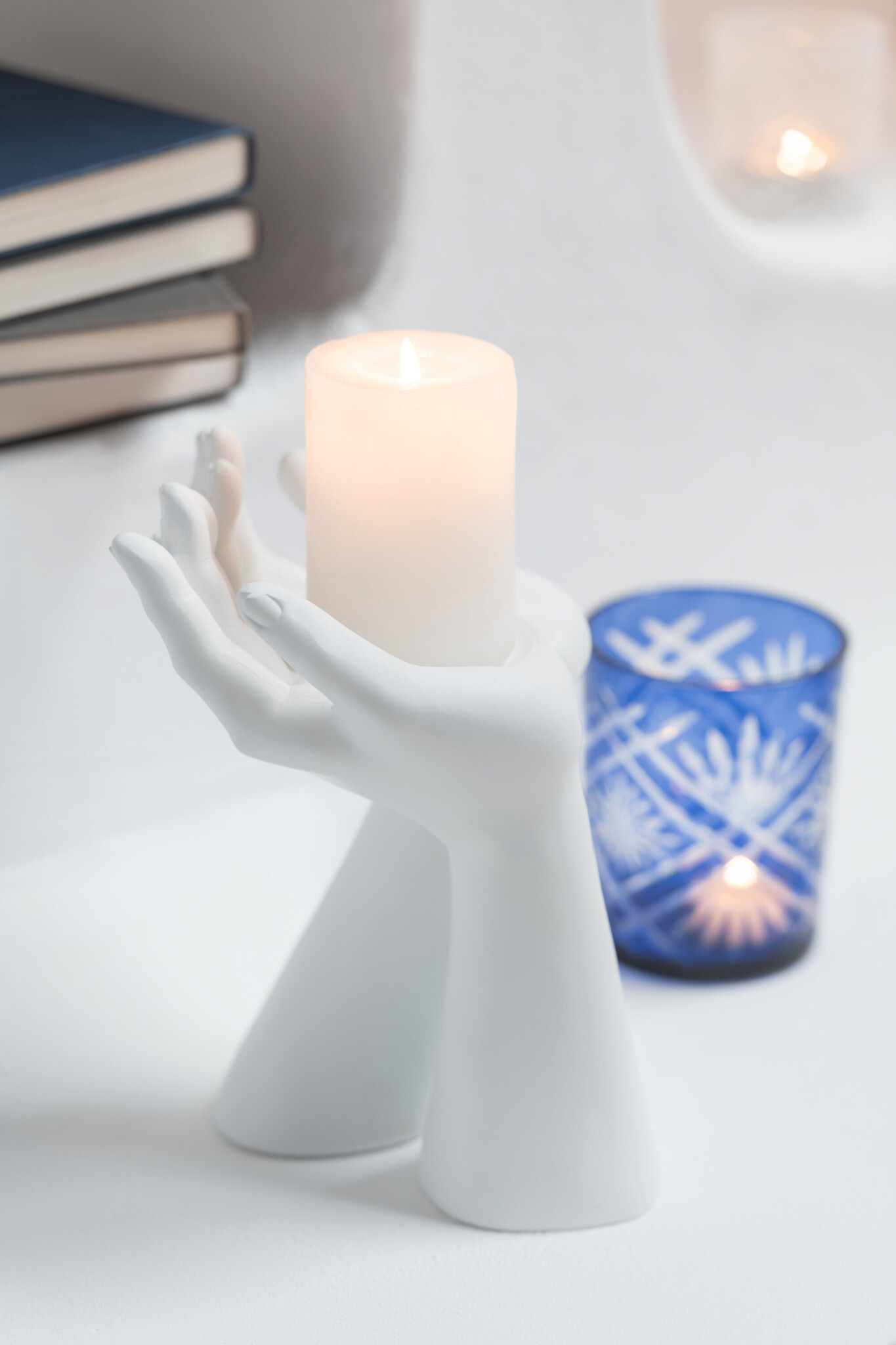HANDS POLY WHITE