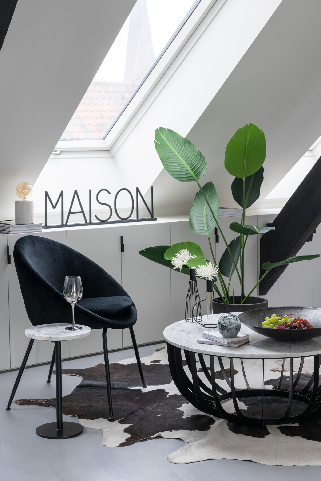STOEL ROND METAAL/TEXTIEL BL