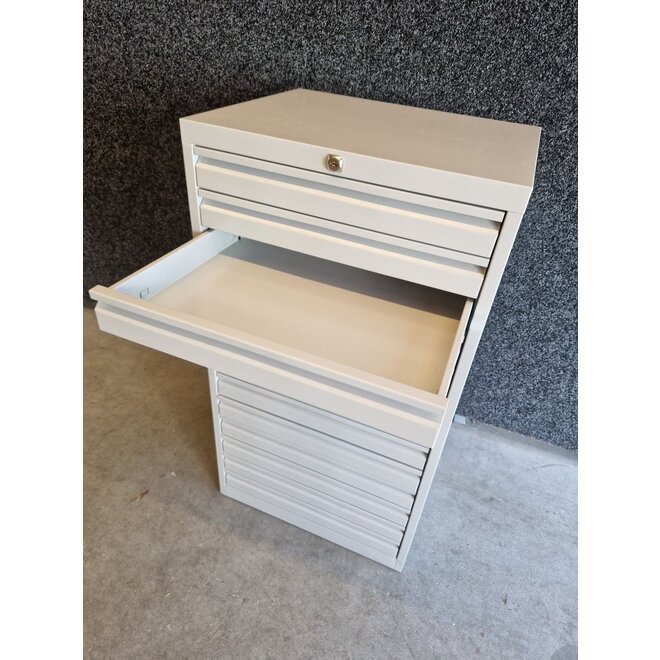 Tekening Ladekast A3 met 13 laden MDC - 98x59x42 cm