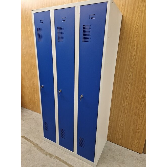 Kledinglocker 3 deuren