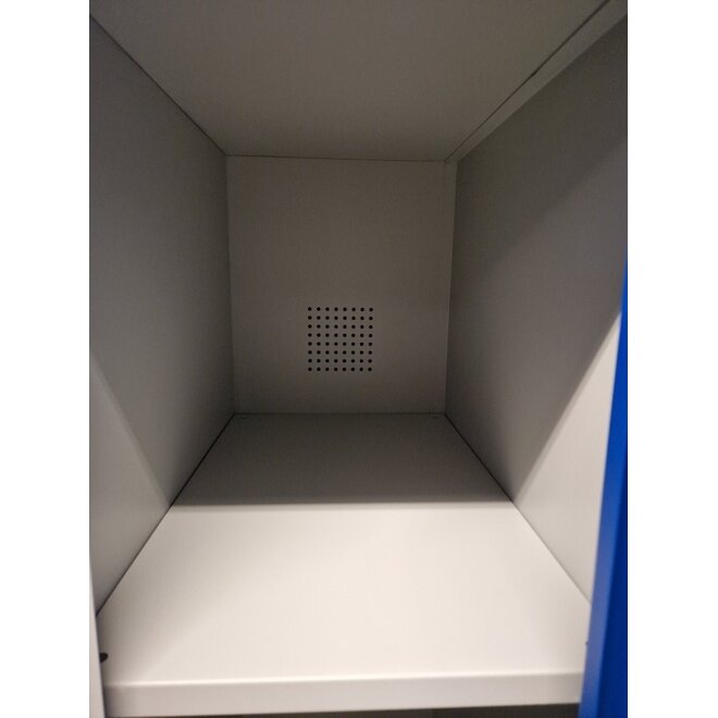 Kledinglocker 3 deuren