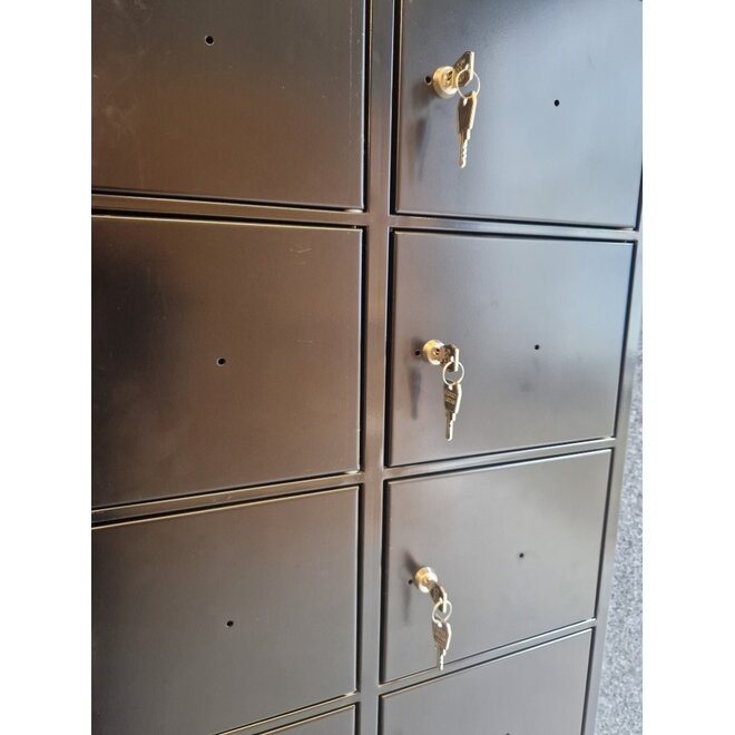 Lockerkast met 18 Kluisjes zwart RAL9005
