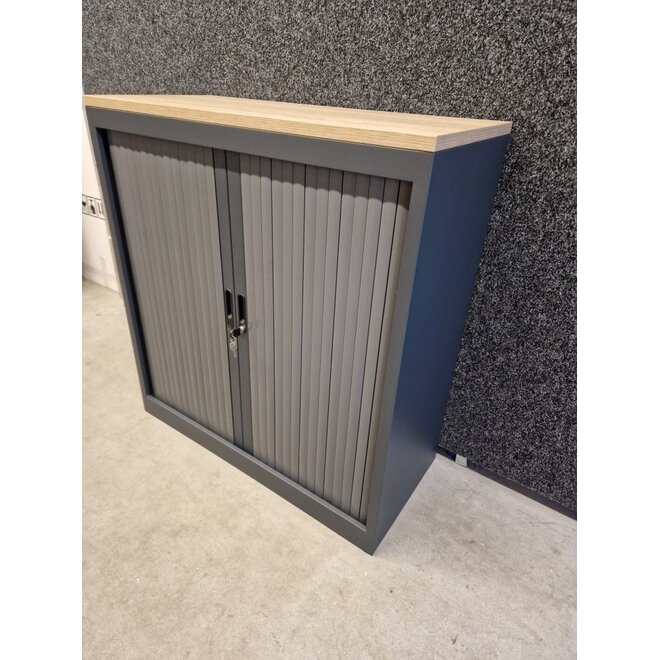 Roldeurkast 105x100x45 cm Antraciet met topblad Robson Eiken