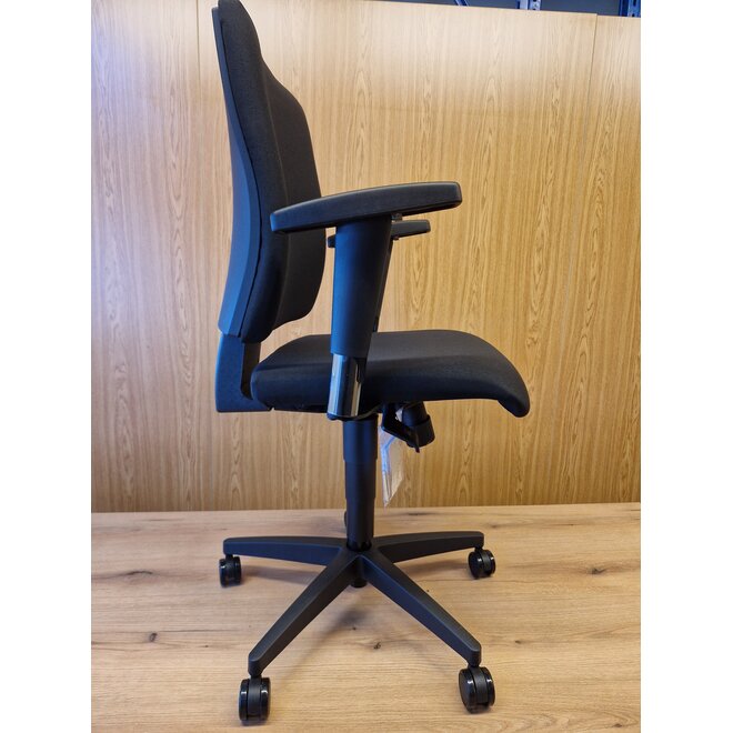 Ergonomische Bureaustoel zwart gestoffeerd NEN1335