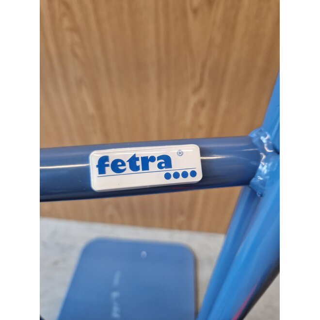FETRA stalen steekwagen met massief rubber banden