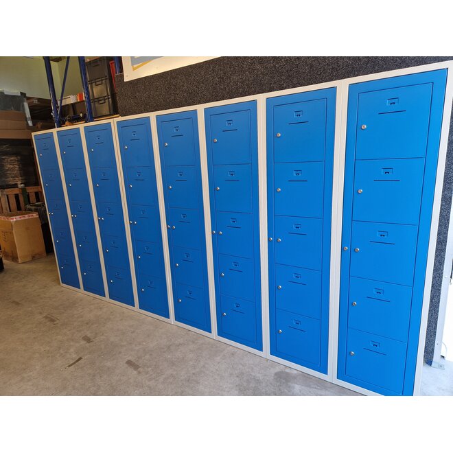 Locker 5 kluisjes Grijs-Blauw met centrale deur