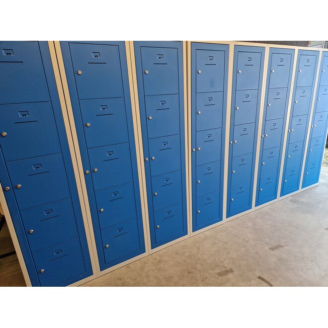 Locker 5 kluisjes Grijs-Blauw met centrale deur
