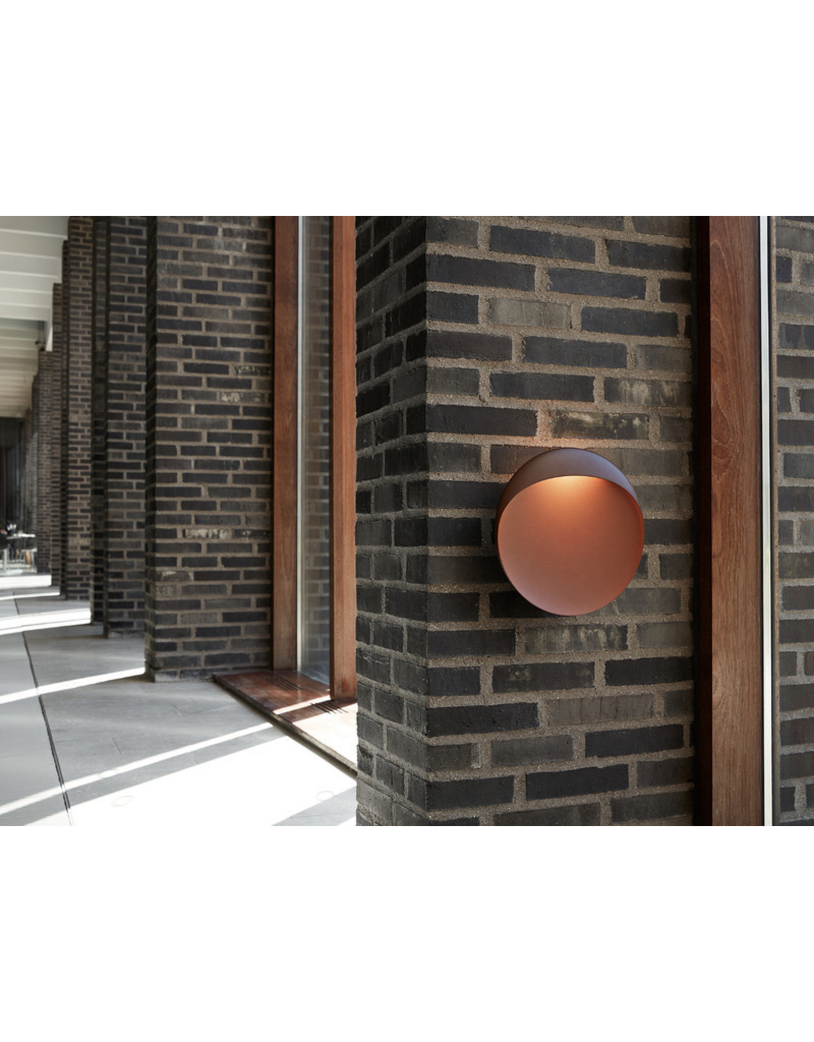 (SHOWROOM ITEM) FLINDT WALL LAMP IN CORTEN