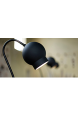 OGLE LED FLOOR LAMP IN BLACK