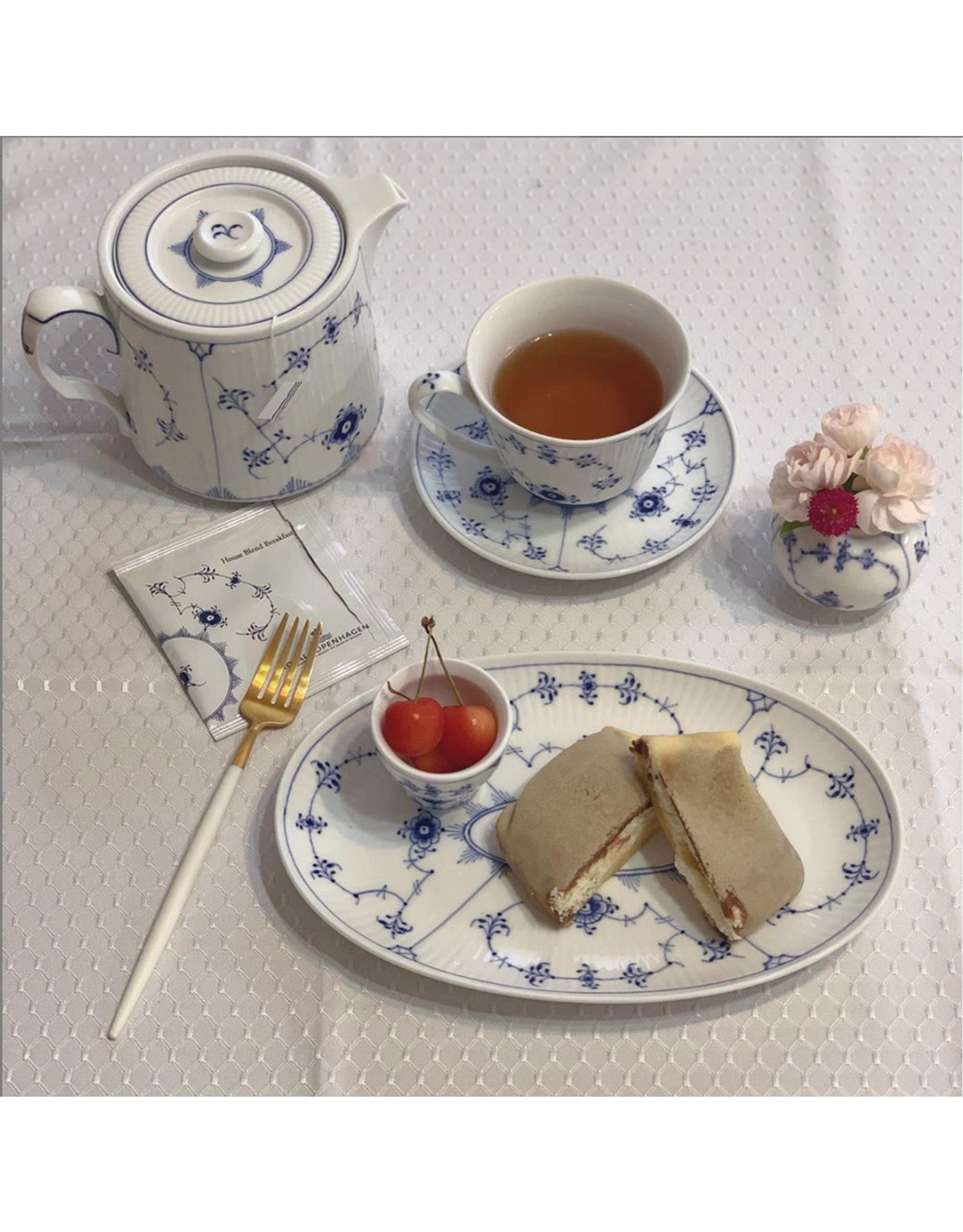 ROYAL COPENHAGEN BLUE FLUTED PLAIN TABLEWARE