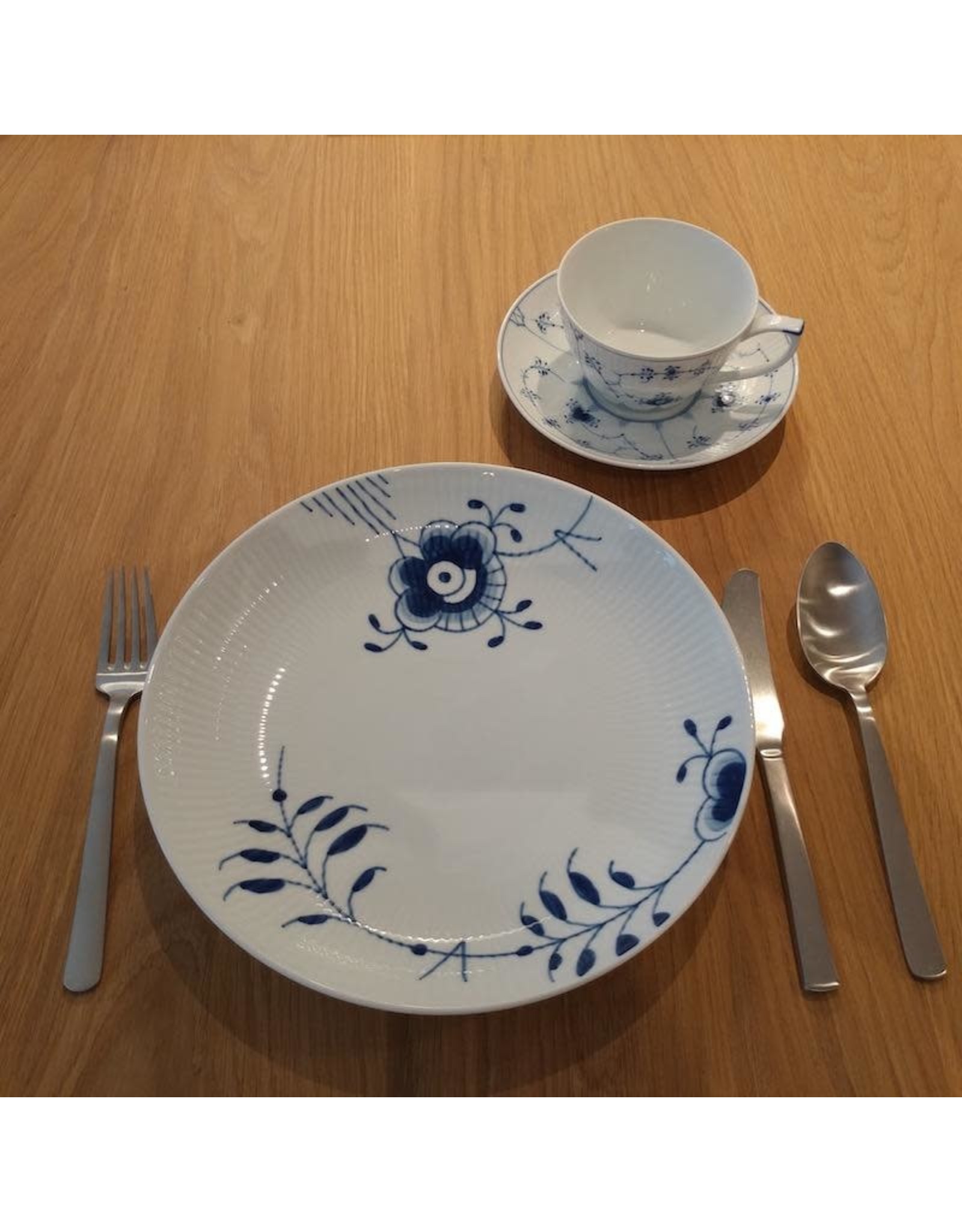 ROYAL COPENHAGEN BLUE FLUTED MEGA