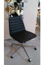 SPINAL CHAIR 44椅子连旋转基座连黑色皮革
