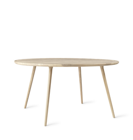 ACCENT DINING TABLE IN MATT LACQUERED OAK WOOD