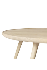 ACCENT DINING TABLE IN MATT LACQUERED OAK WOOD