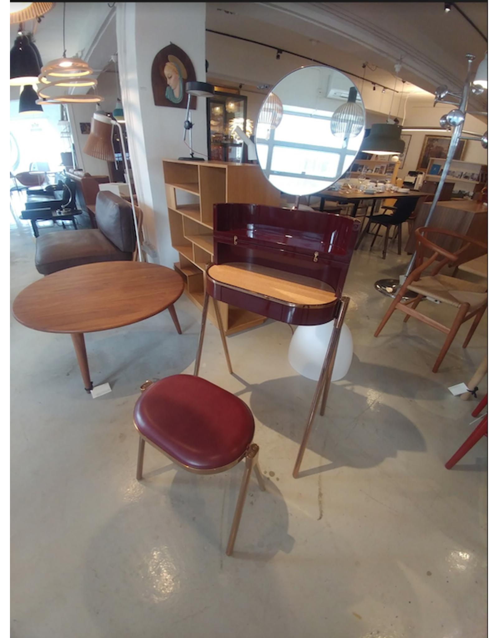 (SHOWROOM ITEM) JIAZHUANG DRESSING TABLE