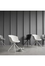 (SHOWROOM ITEM) MONO CHAIR