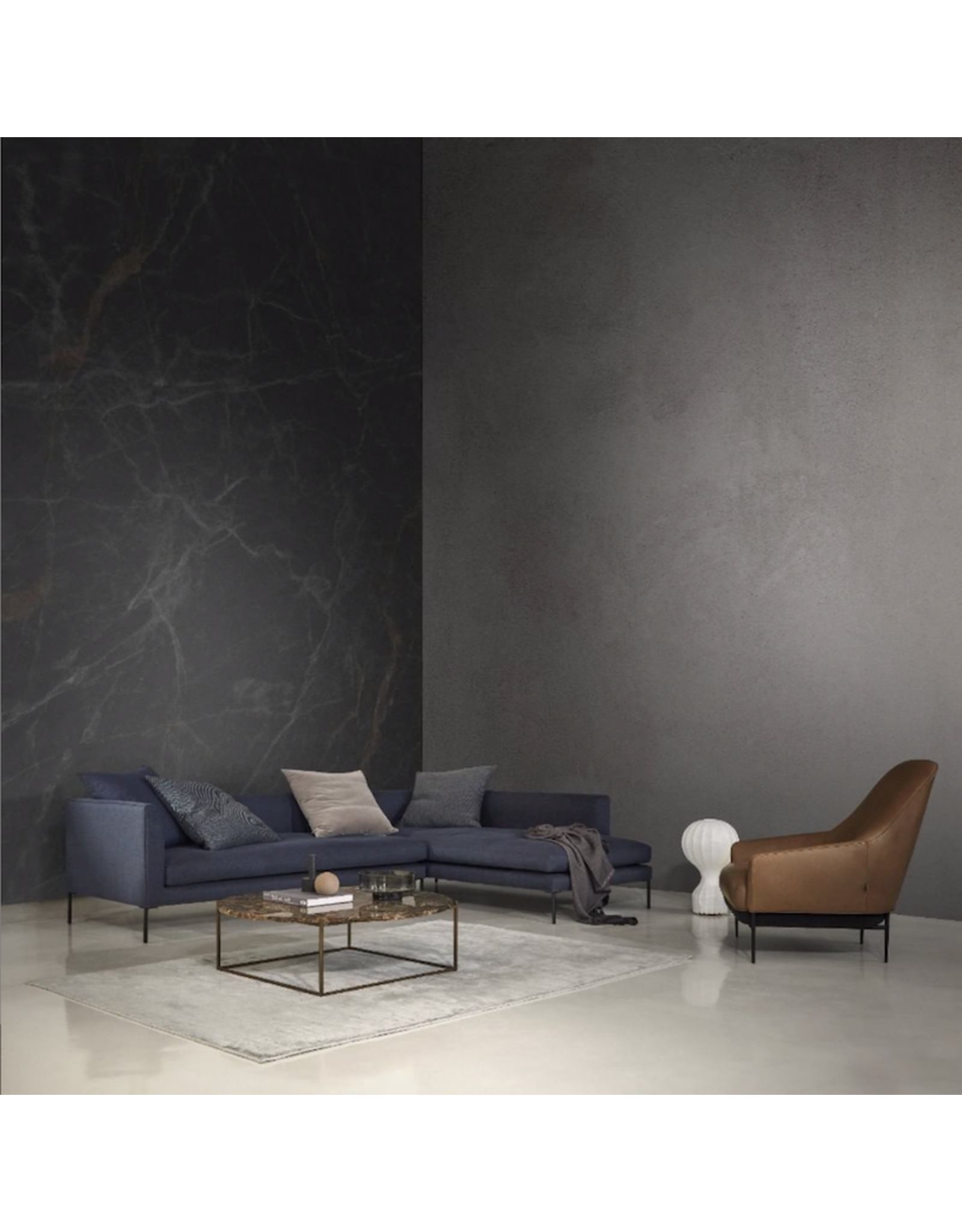 (SHOWROOM ITEM) CIRCLE LARGE COFFEE TABLE IN DARK EMPERADOR MARBLE