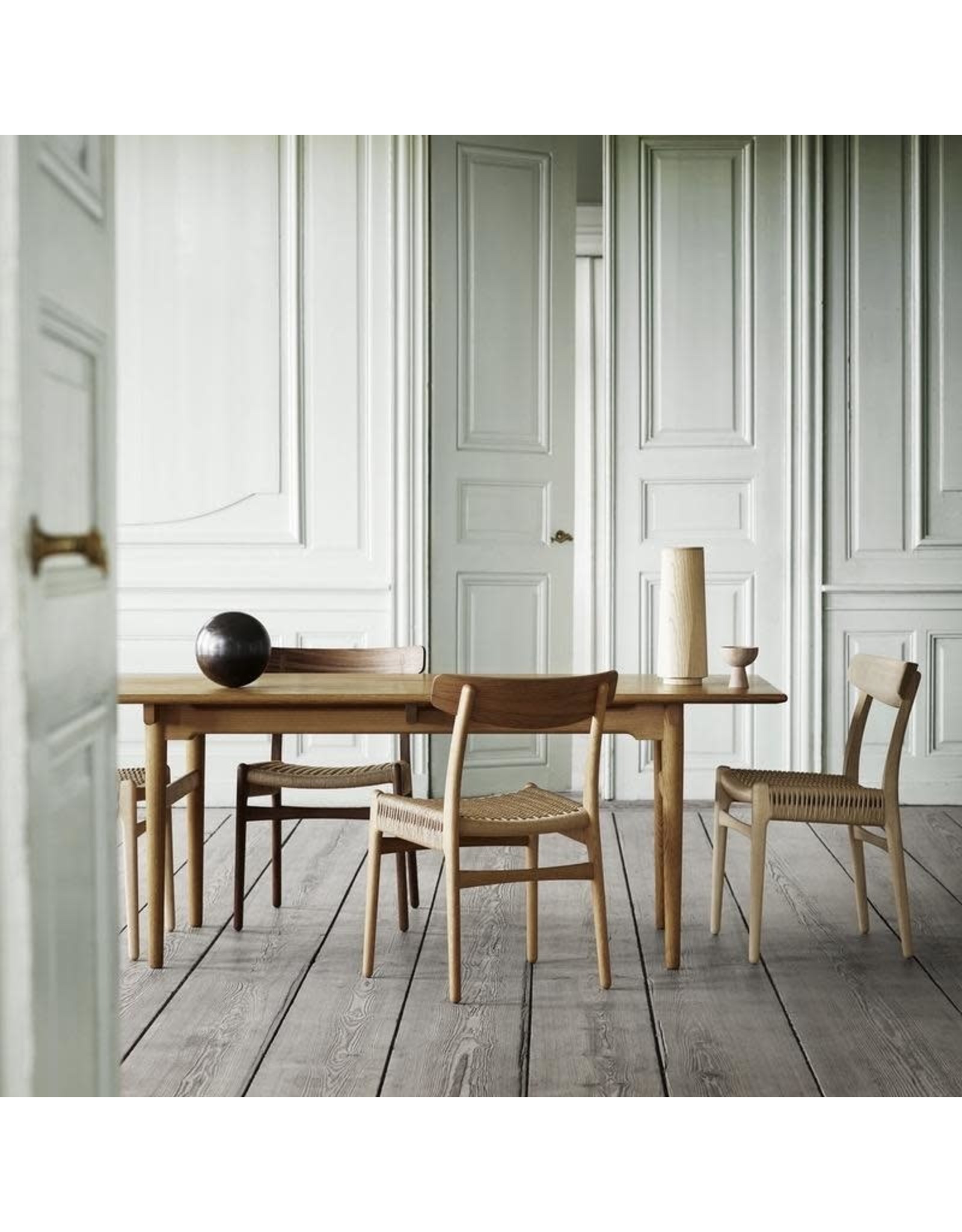 CH327 DINING TABLE IN L248CM