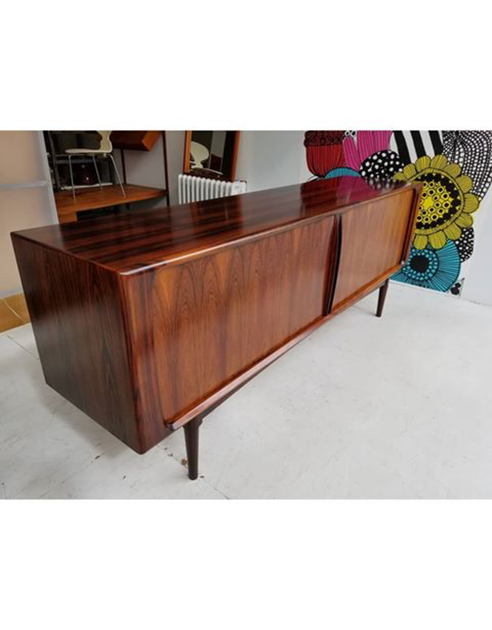 142 SIDEBOARD (210CM WIDTH)