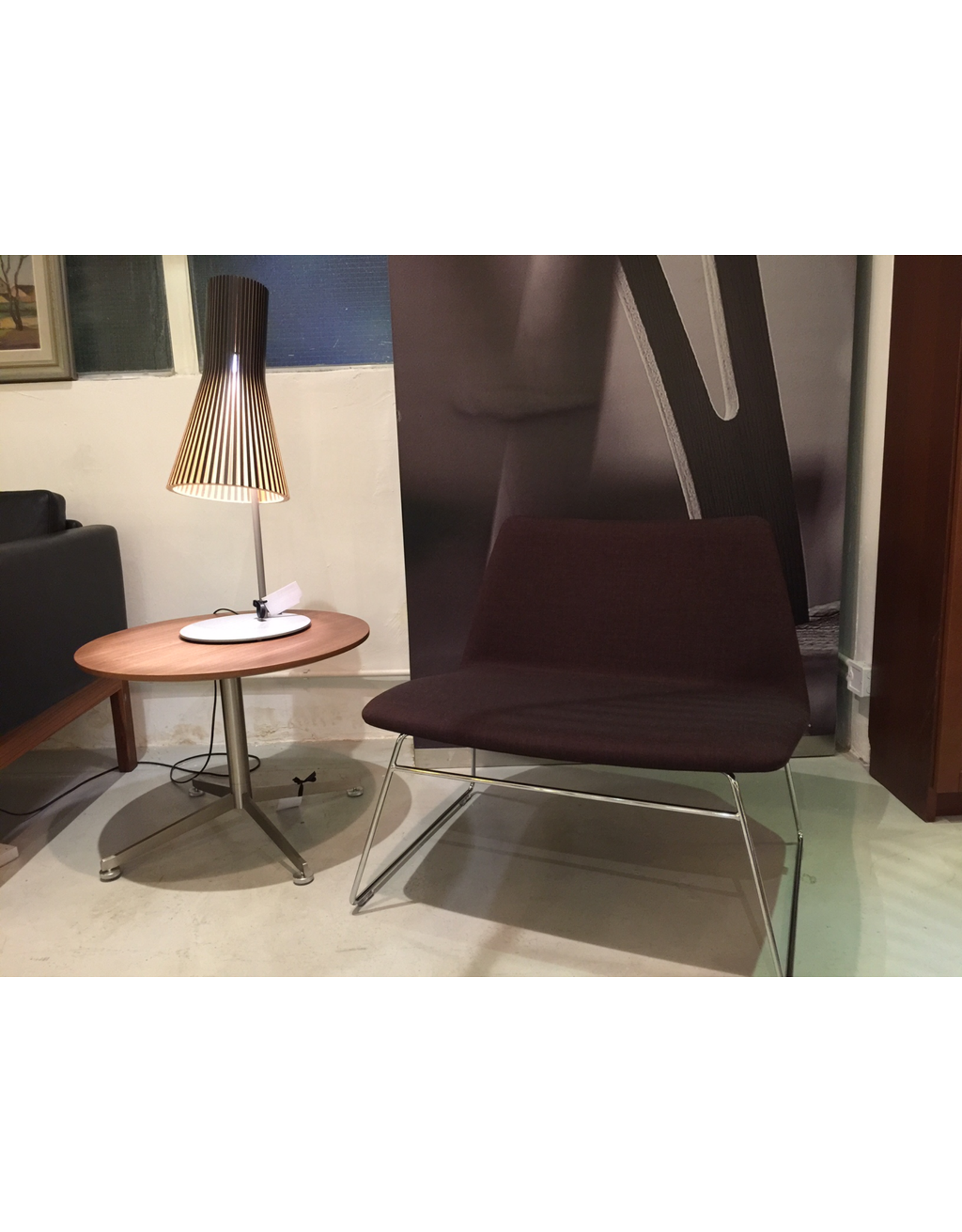 (SHOWROOM ITEM) SPINAL 80 LOUNGE CHAIR, RUNNER LEGS IN POLISHED CHROME