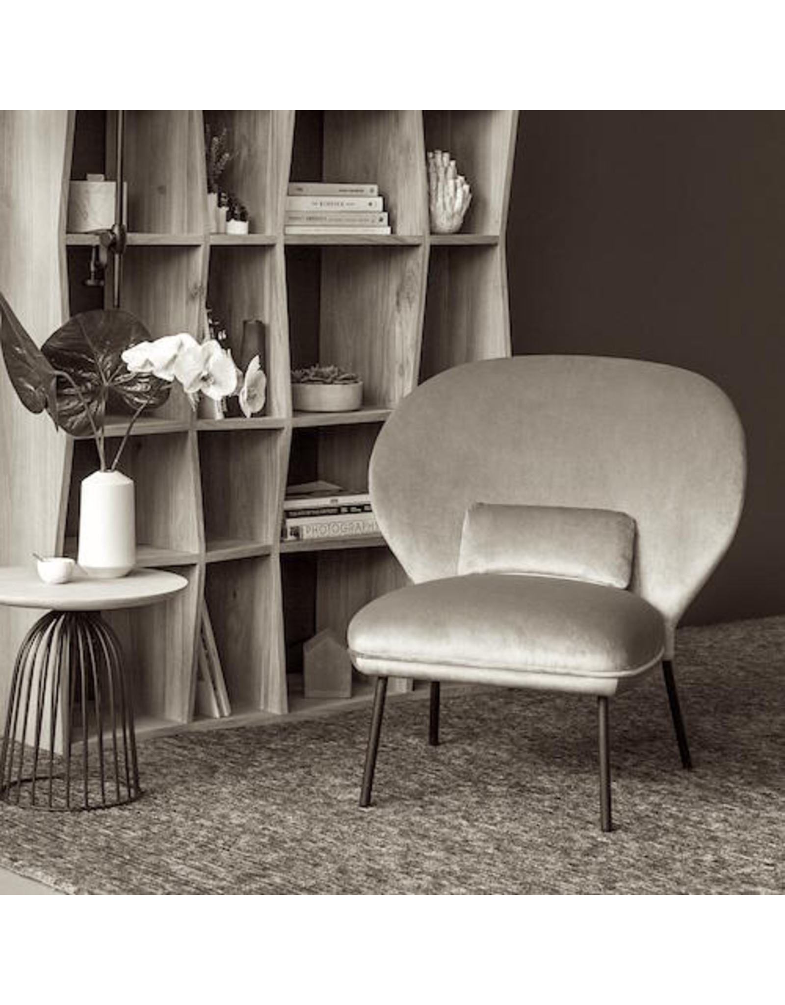 (SHOWROOM ITEM) VENTALL LOUNGE CHAIR