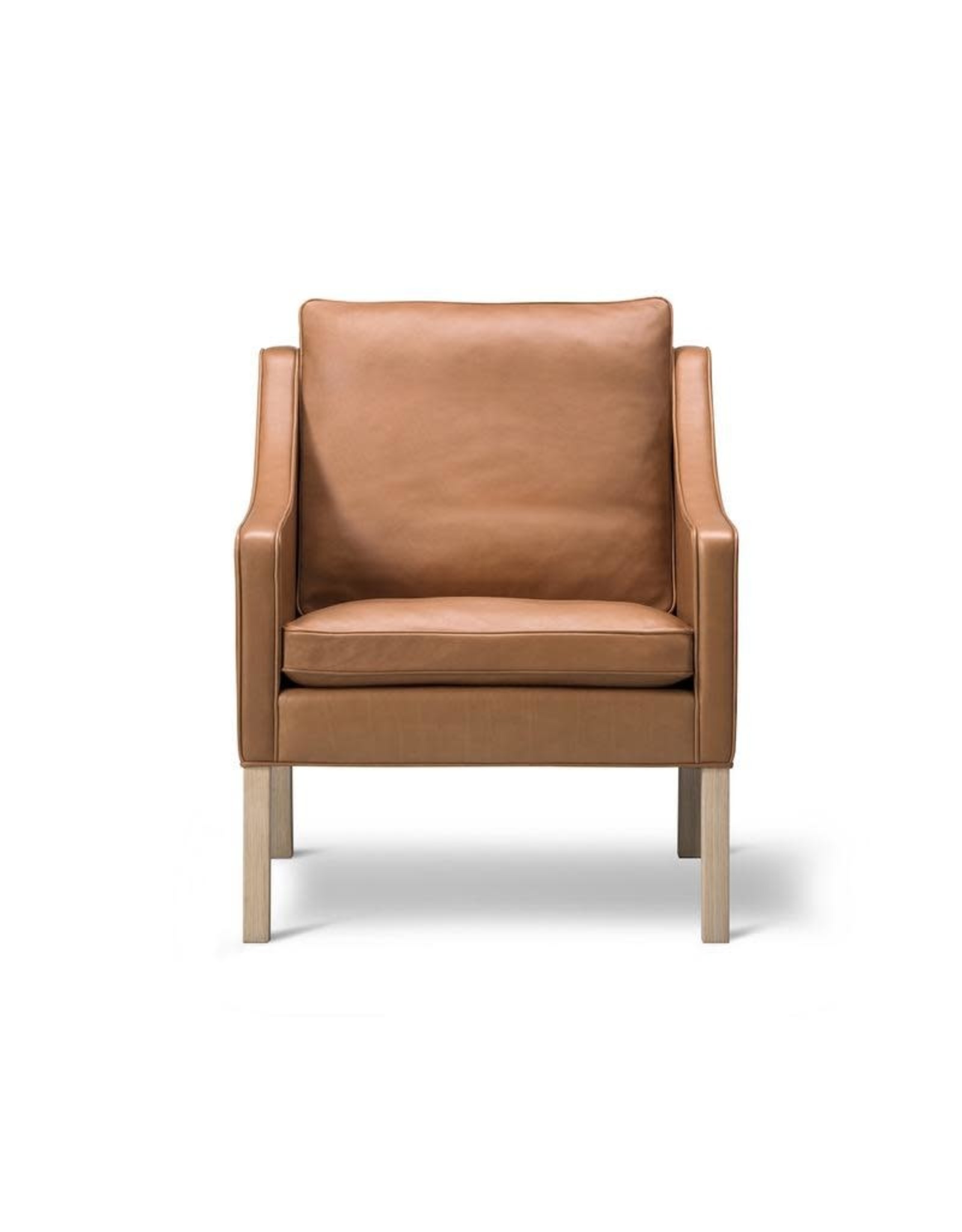 2207 LOUNGE CHAIR UPHOLSTERED IN WALNUT LEATHER