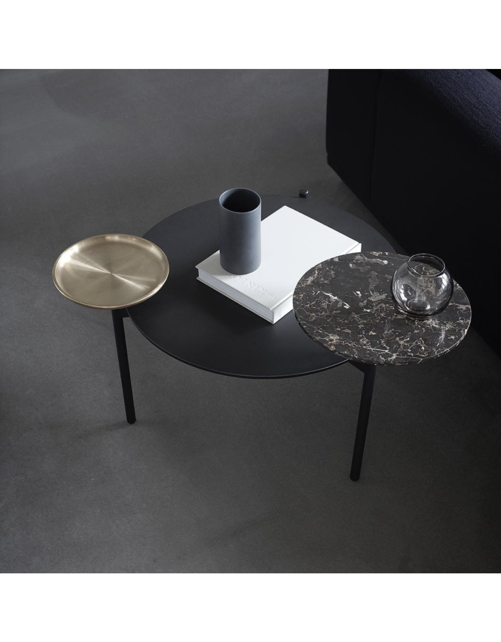 (SHOWROOM ITEM) DISC COFFEE TABLE