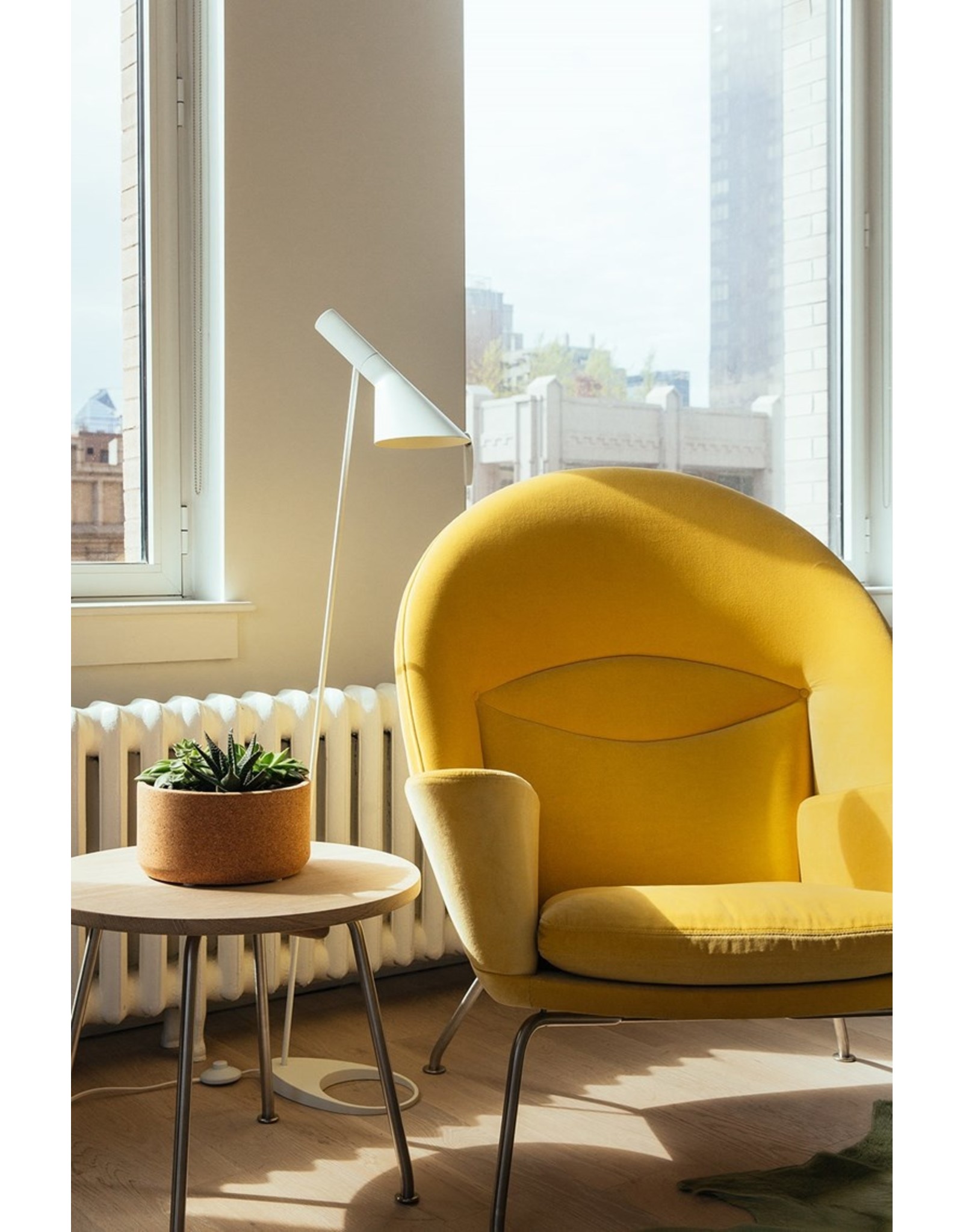 (SHOWROOM ITEM) AJ FLOOR LAMP IN WHITE