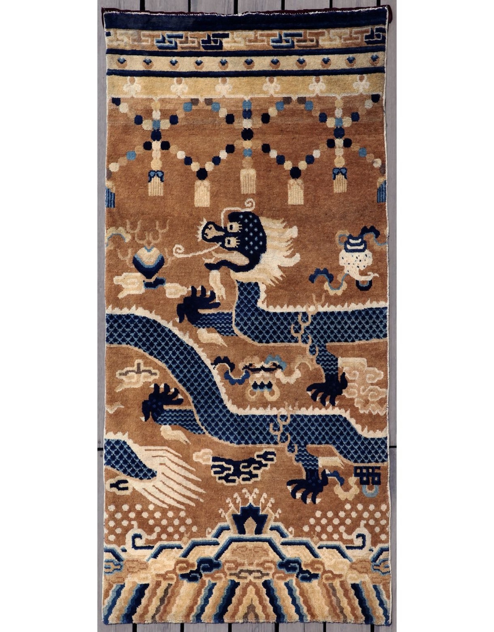 IMPERIAL NINGXIA PILLAR RUG (DRAGONS)