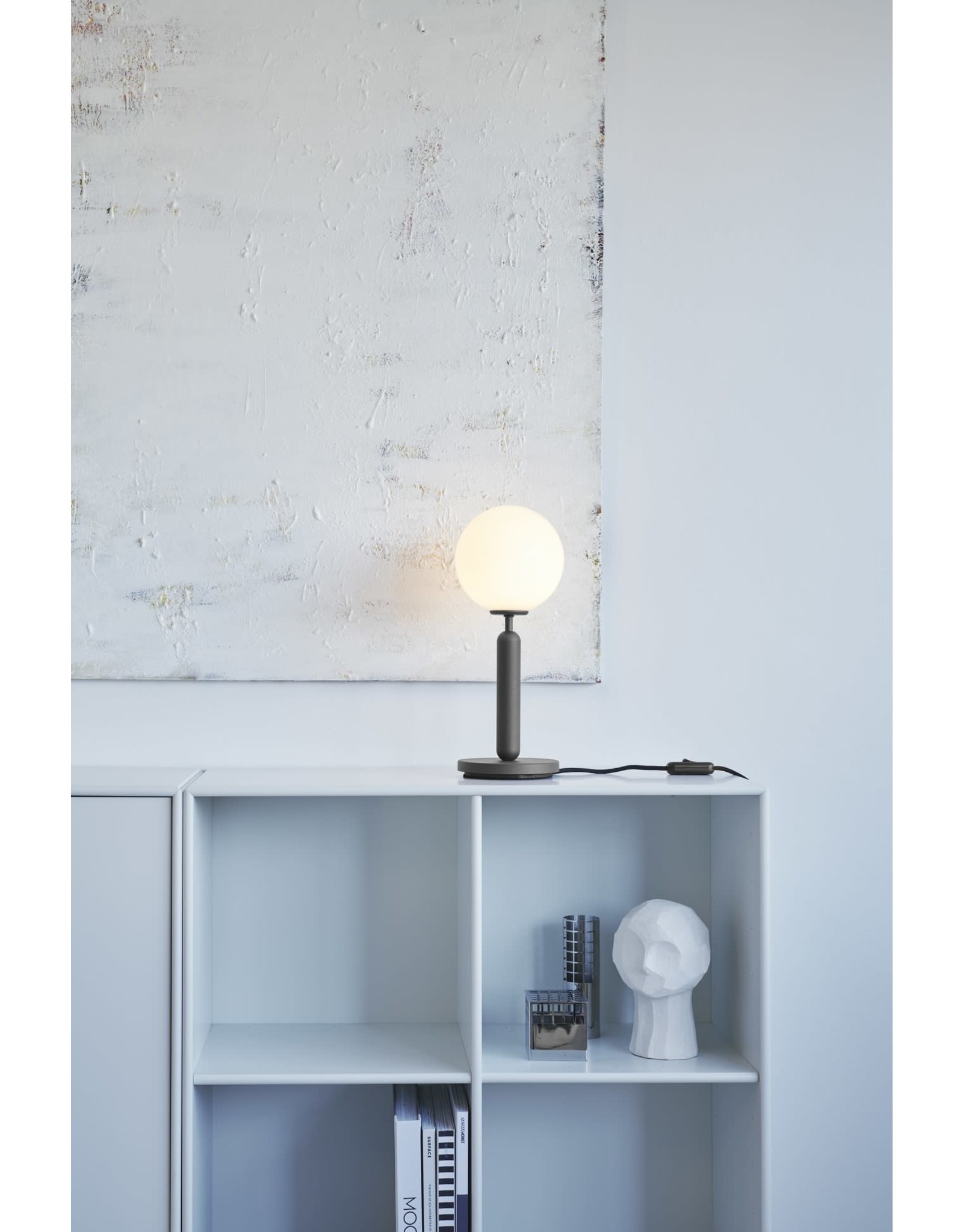 MIIRA TABLE LAMP