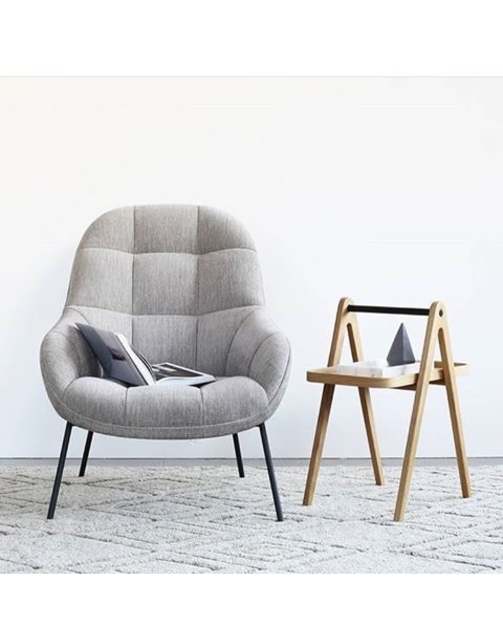(SHOWROOM ITEM) MANGO LOUNGE CHAIR