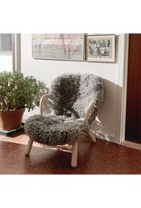 ARCTANDER CHAIR WITH ARMREST WITH GOTLAND SHEEPSKIN GREY