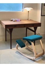 (BARGAIN CORNER) VARIABLE BALANS 人體工學跪椅