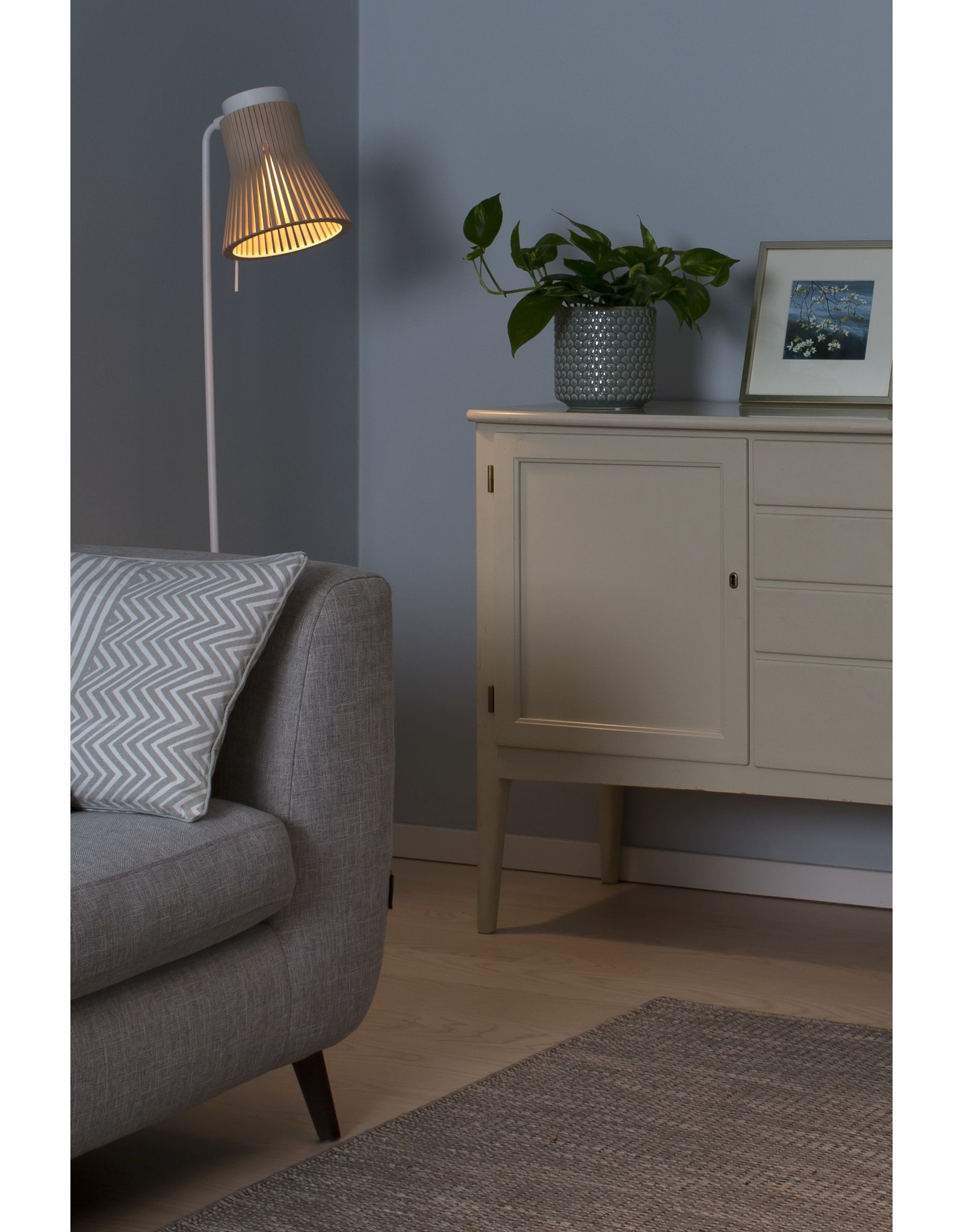 PETITE 4610 FLOOR LAMP