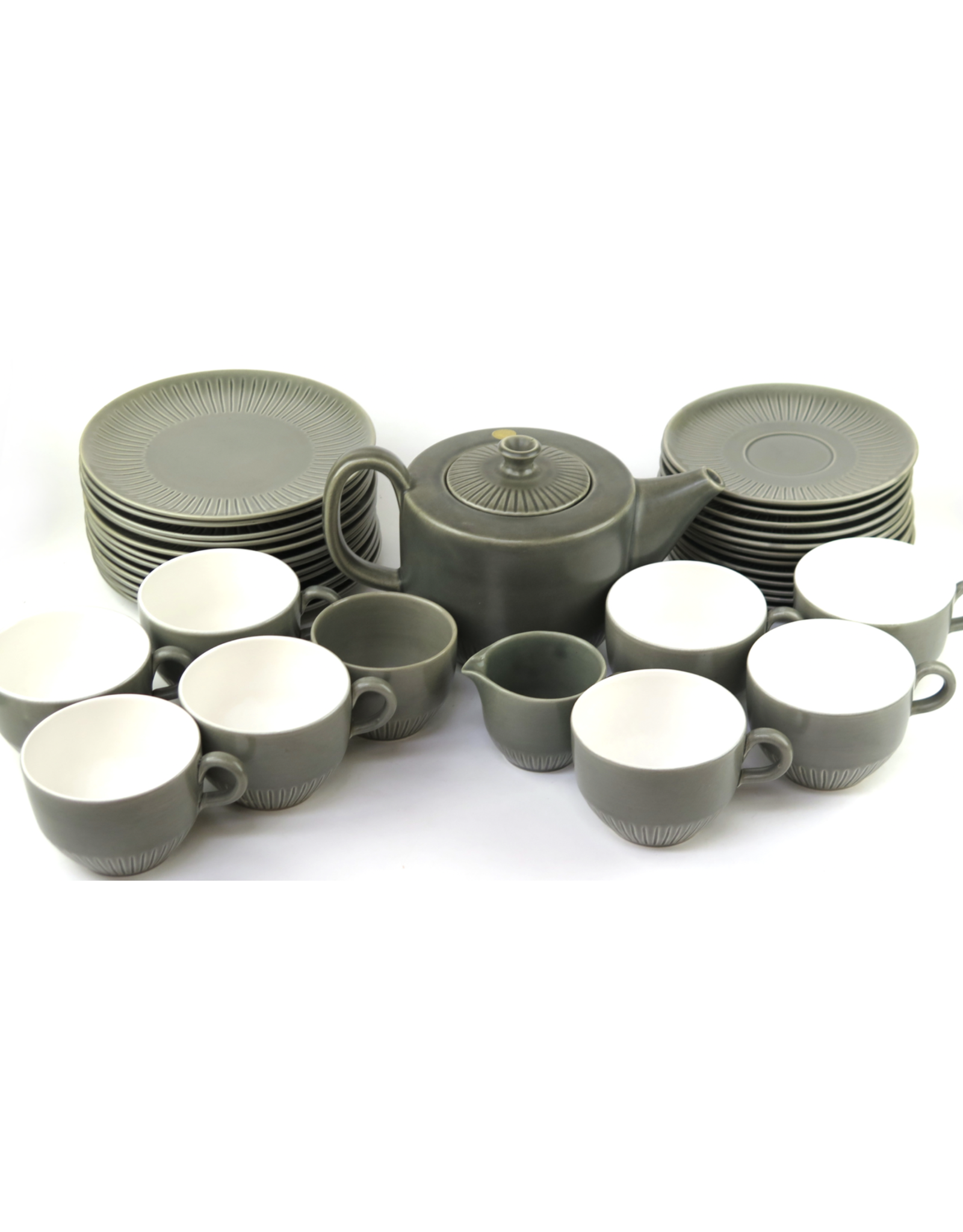 35 PIECE GREY GLAZED EARTHENWARE TEA SERVICE FOR 8 PERSONS