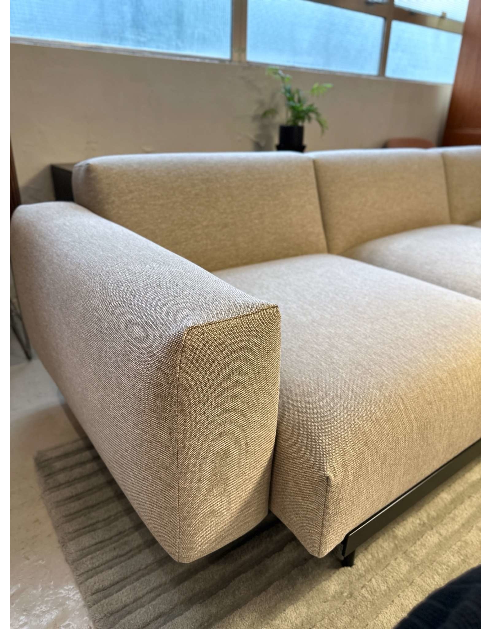 IN SITU MODULAR 3-SEATER SOFA