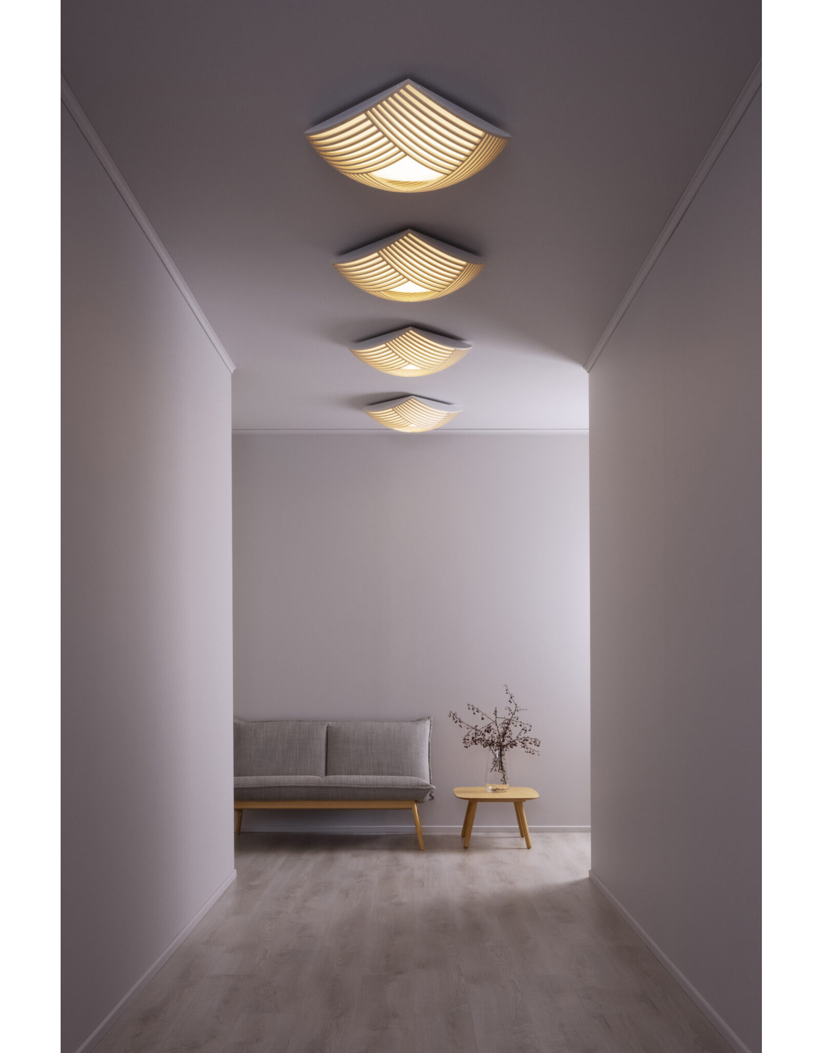 (SHOWROOM ITEM) KUULTO SMALL 9101 LAMP