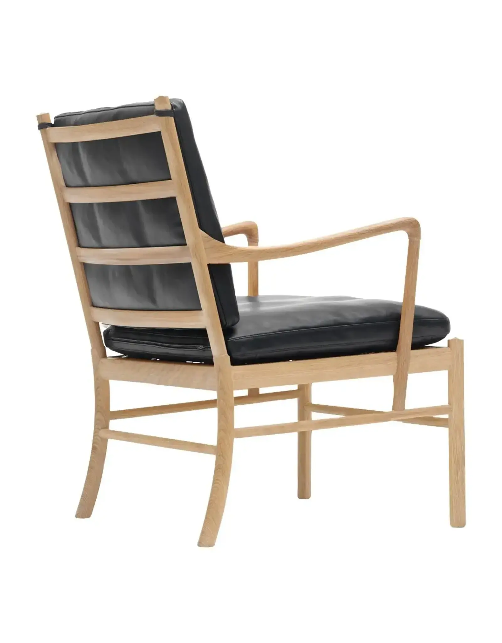 OW149 COLONIAL 黑色LOKE 皮革椅子