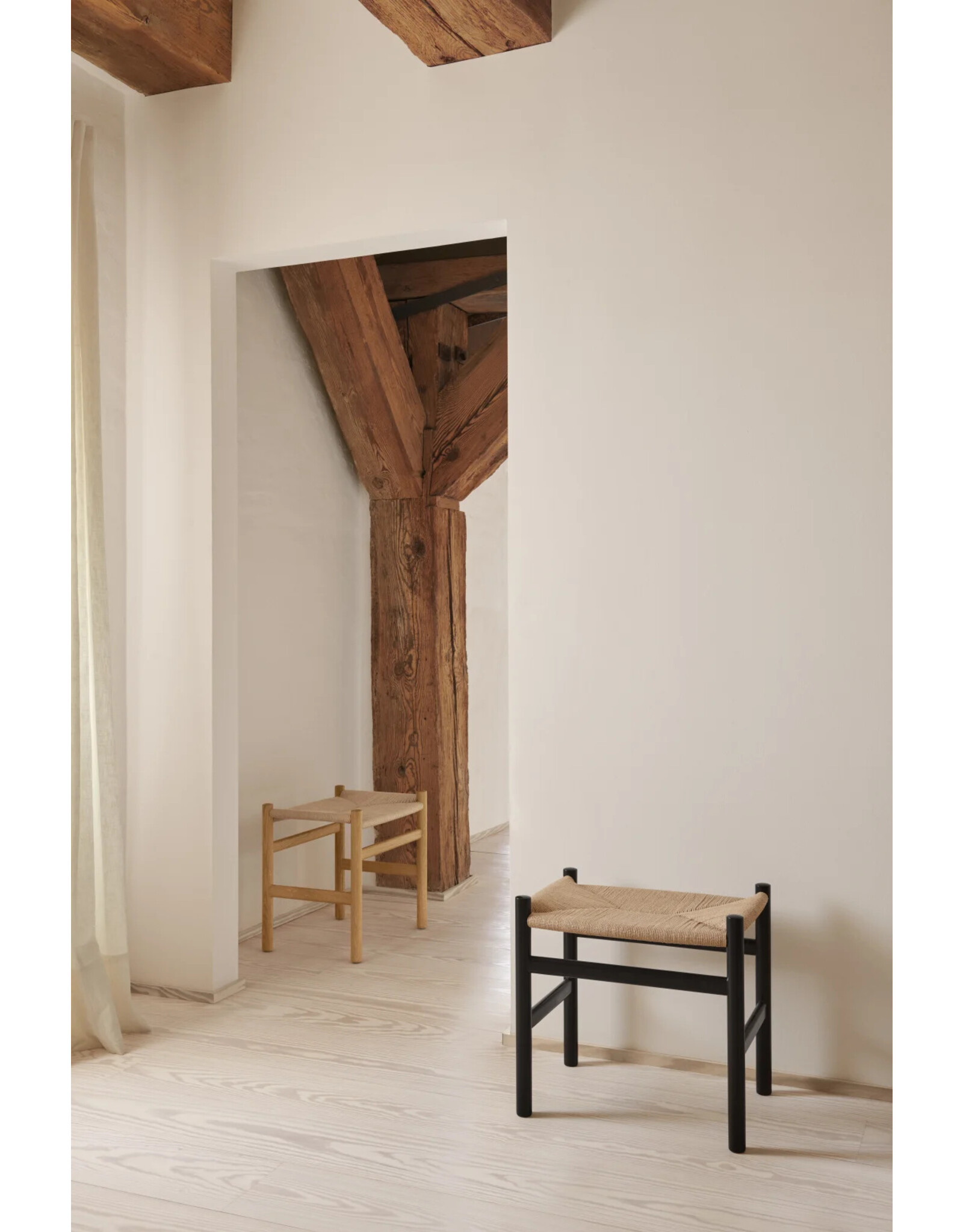 (BARGAIN CORNER) CH53 STOOL / FOOTREST IN BEECH